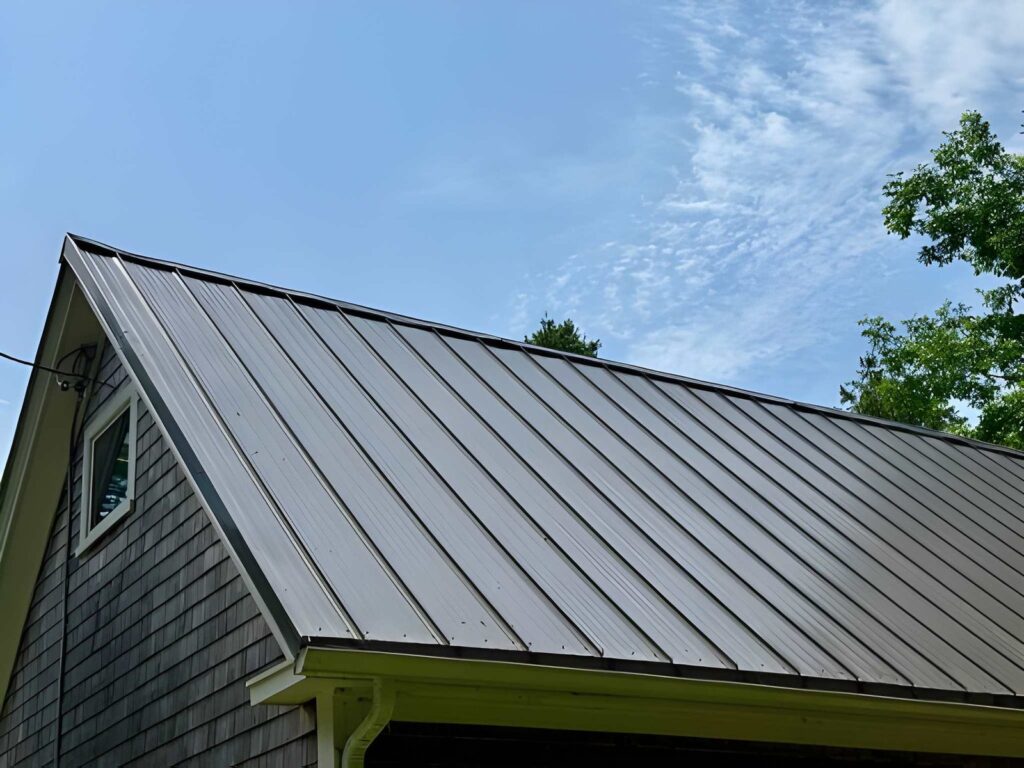 Install Metal Roofing | Rampart Builders
